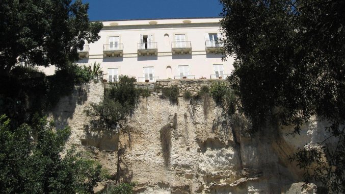 Hotel Grand Villa Politi