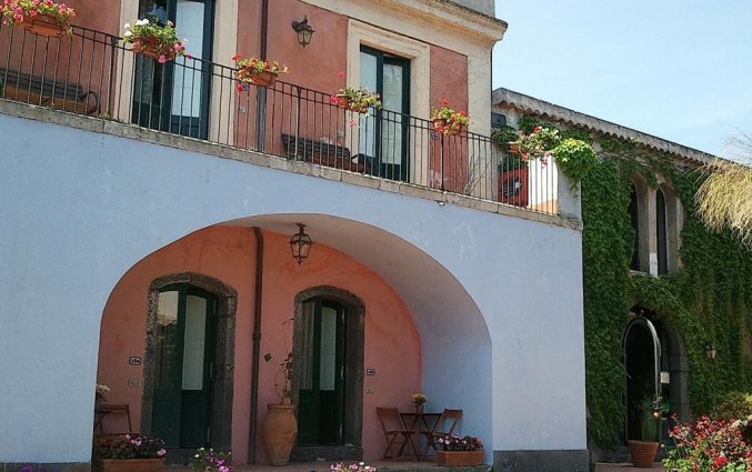 Ingang van Hotel Etna op Sicilië